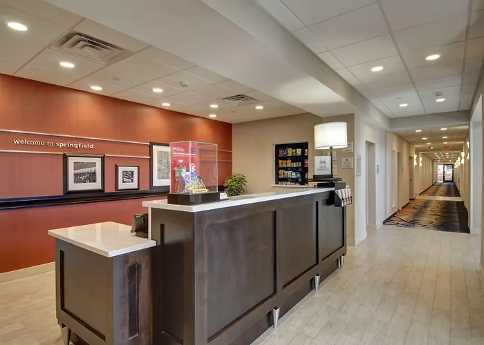 Hampton Inn & Suites Springfield Downtown